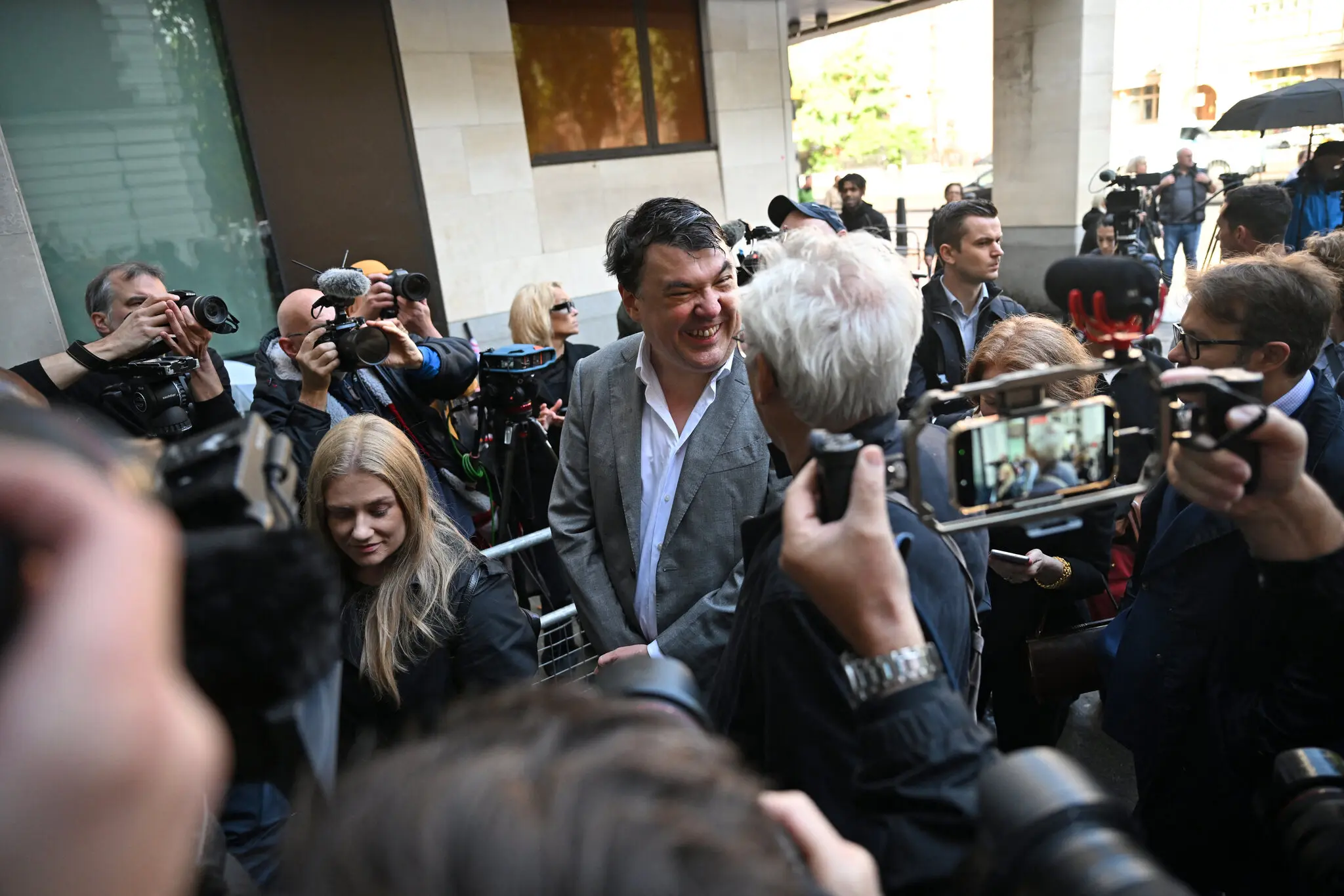 Арешт коміка і межі свободи слова: як справа Лайнегана може змінити право Британії